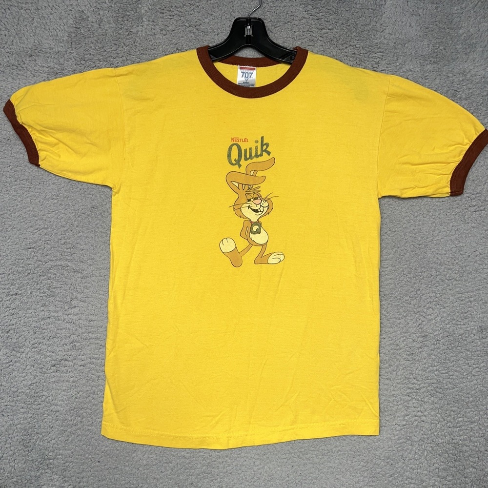 VTG Nestlé Quik‎ T Shirt Men's Sz M Yellow Brown Ringer Rabbit Mascot Promo Tee